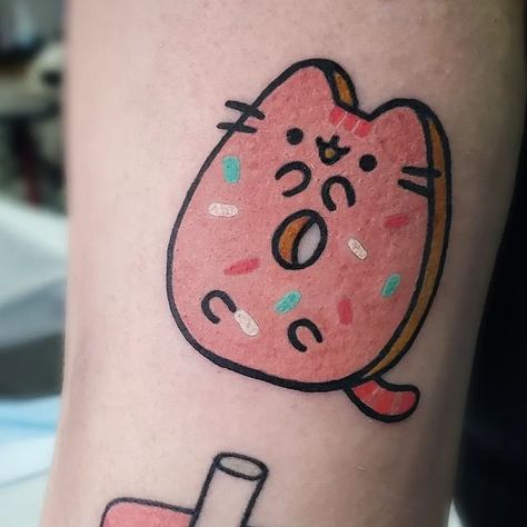 Pusheen Tattoo, Donut Tattoo, Healed Tattoo, Tattoo 2024, Traditional Tattoo Inspiration, Piercings Ideas, Tattoos Inspo, Food Tattoos, Gothic Tattoo