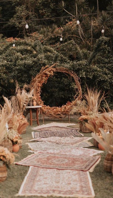 Boho Wedding Theme, Forest Theme Wedding, Enchanted Forest Wedding, Wedding Altars, Hippie Wedding, Farm Weddings, Boho Chic Wedding, Boho Wedding Decorations, Outdoor Wedding Decorations