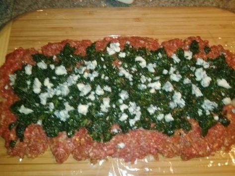 Blue Cheese Meatloaf, Steak And Blue Cheese, Spinach Meatloaf, Meatloaf Recipe With Cheese, Ground Beef And Spinach, Meatloaf Sauce, Cheese Stuffed Meatloaf, Stuffed Meatloaf, Blue Cheese Recipes