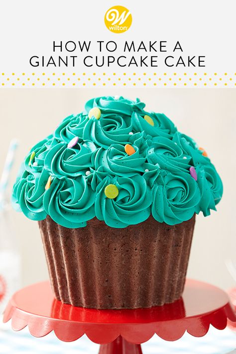 Hershey Cupcakes, Giant Cupcake Recipes, Cupcake Rainbow, Giant Cupcake Cake, Giant Cupcake Cakes, Giant Cake, Big Cupcake, Christmas Cupcakes Decoration, Cupcake Inspiration