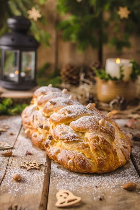 Vanocka Recipe - Traditional Czech Christmas Sweet Bread Christmas Bread Recipes, Christmas Bread, Sweet Dough, Czech Recipes, Sweet Bread, Challah, Puddings, Easy Baking, Christmas Dinner