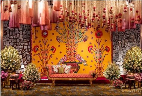 Splendid Wedding Stage Decor Ideas For Your Grand Nuptials Stage Decor Ideas, Bohemian Backdrop, Peach Weddings, Mehendi Decor Ideas, Indian Wedding Decor, Mehendi Decor, Wedding Stage Decor, Reception Backdrop, Stage Decor