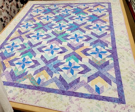 Winter Solstice Quilt Winter Solstice Quilt Pattern Free, Winter Solstice Quilt Pattern, Winter Solstice Quilt, Theme Days, Sewing Circles, Cozy Quilts, Winter Quilts, Winter Solstice, Quilted Table Runners