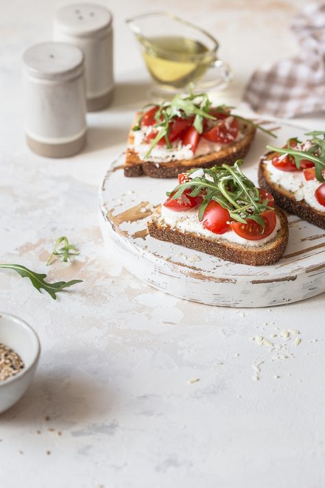 Open Sandwich, Food Art Photography, Food Photoshoot, Dessert Photography, Food Photography Inspiration, Food Photography Tips, Food Photography Styling, Recipe Images, Food Presentation