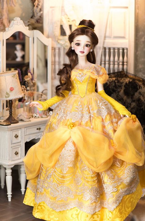 Disney Barbie Dolls, Accessoires Barbie, Bjd Dolls Girls, Disney Belle, Barbie Wedding Dress, Disney Princess Dolls, Barbie Images, Barbie Dress Fashion, Barbie Gowns