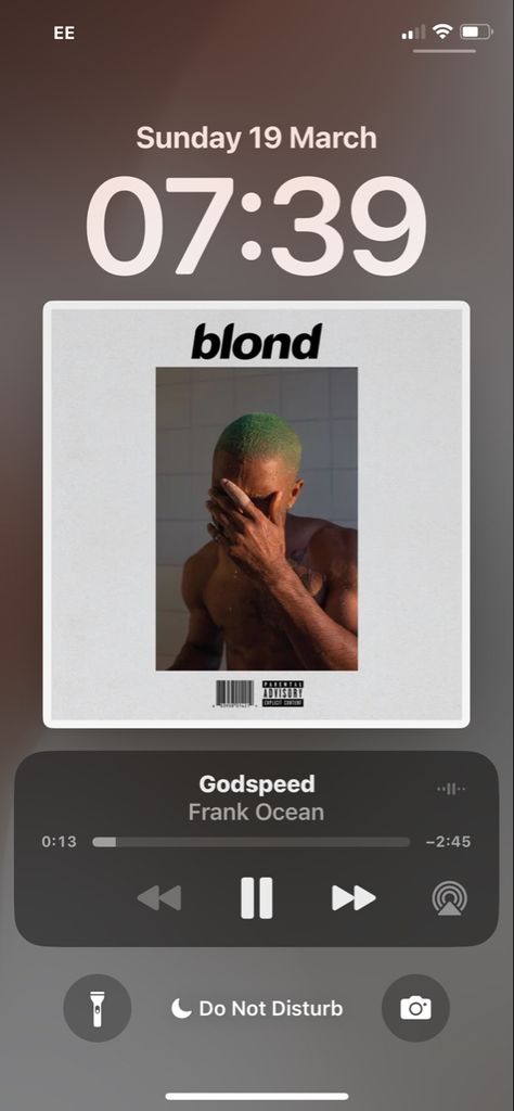 Spotify Screenshot, Frank Ocean Songs, Iphone Music, Ocean At Night, White Ferrari, Phone Lockscreen, Music Recommendations, He Makes Me Happy, Frank Ocean