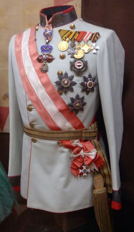 austrian Military Dress Uniform, Military Inspired Fashion, Military Decorations, Franz Joseph, Field Marshal, Military Dresses, Military Orders, Golden Fleece, Royal Clothing