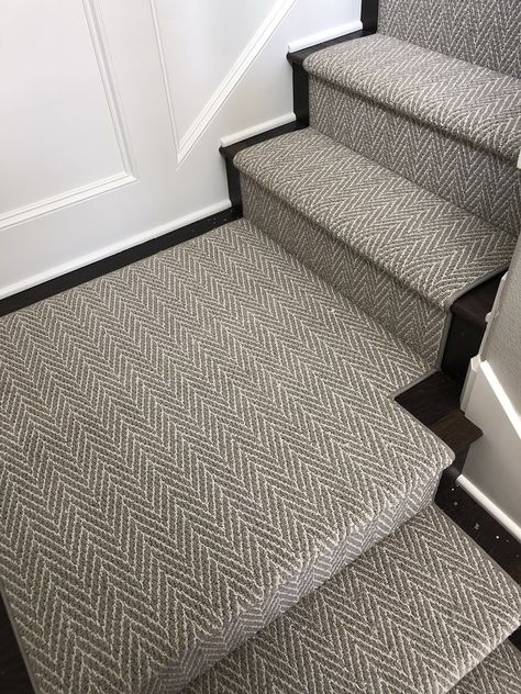 Tuftex herringbone? Foyer Floors, Stained Stairs, Herringbone Carpet, Stairway Carpet, Patterned Stair Carpet, Stair Runner Installation, Carpet Staircase, White Stairs, Stair Makeover