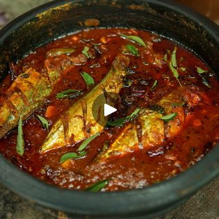 Kerala Style Fish Curry Recipe - Ayala Mulakittathu | curry, Kerala | Ingredients

Mackerel fish – 1 kg
Shallots – 7 to 8 nos
Tomato –nos
Ginger – 1 nos
Garlic – 6 to 7 nos
Curry leaves – 3 sprigs
Green chilli – 3 nos... | By Village CookingsFacebook Kerala Fish Curry, Mackerel Fish, Fish Curry Recipe, Curry Recipes Indian, Food Menu Design, Fish Curry, Green Chilli, Curry Recipe, Sea Food