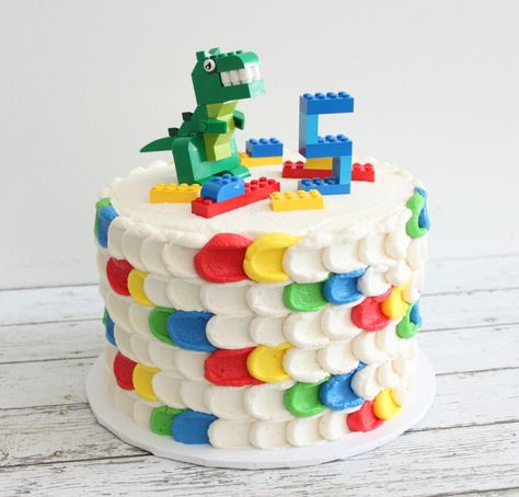 Red Blue Yellow Birthday Cake, Lego Cake Decorations, Simple Lego Birthday Cake, Lego Cakes Ideas, Lego Smash Cake, Easy Lego Birthday Cake, Lego Cake Simple, Lego Themed Birthday Party Cake, Lego Mario Cake