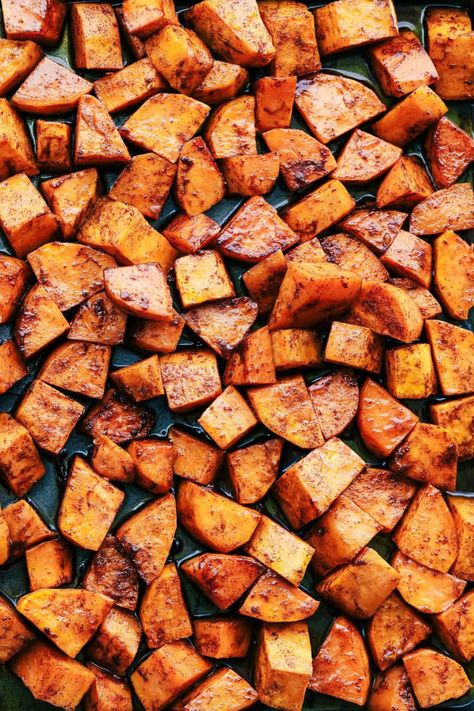 Roasted Honey Cinnamon Butter Sweet Potatoes get roasted with the incredible flavor of cinnamon honey butter to create the absolute perfect side dish! Sweet Potato With Cinnamon, Butter Sweet Potatoes, Cinnamon Sweet Potatoes, Honey Cinnamon Butter, Sweet Potato Cinnamon, The Recipe Critic, Cabbage Soup Diet, Honey Cinnamon, Recipe Critic