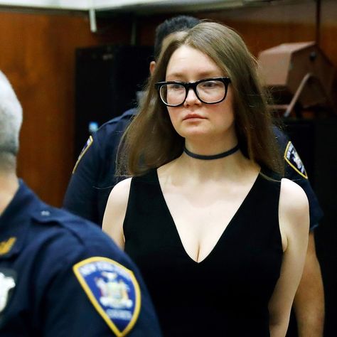 Anna Sorokin, Anna Delvey, Keeping Up Appearances, Social Circles, Luxury Lifestyle Fashion, Luxury Lifestyle Women, Women Issues, Better Style, Luxury Lifestyle Dreams