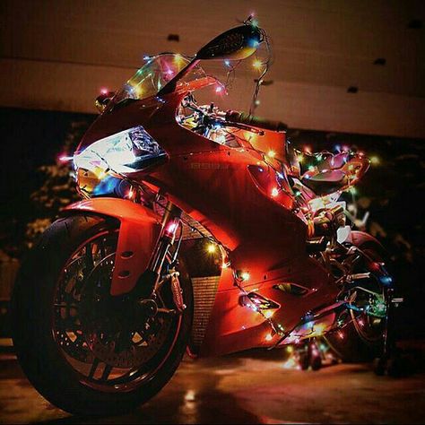 Christmas Ducati Christmas Bike, Motorcycle Christmas, Christmas 2024, Ducati, Chopper, Design Inspo, Christmas Time, Christmas Decorations, Bike