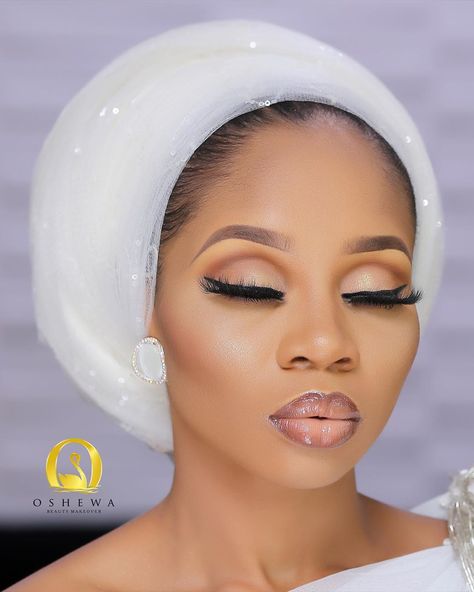 This Nude Bridal Look by Oshewa Beauty is a Yes for the Nikkai Ceremony Easy Wedding Makeup, Hair Cut For Black Women, Wedding Makeup For Black Women, Women Braid Hairstyles, Priyanka Chopra Wedding, Bride Makeup Natural, Black Bridal Makeup, Mode Turban, Black Bridal