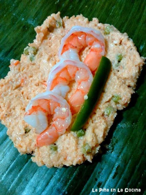 Shrimp and Rice Tamal Shrimp Tamales Recipe, Tamales Ingredients, Latin Recipes, Tamale Recipe, Shrimp And Rice, Chicken And Shrimp, Tiramisu Recipe, Gluten Free Banana, Latin Food