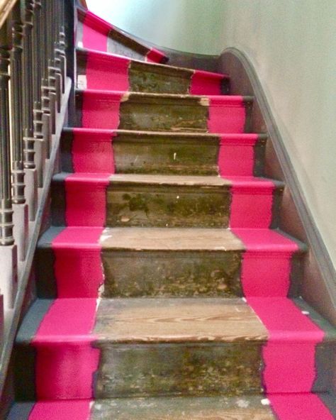 Pink Staircase, Black Staircase, Stairs To Heaven, Stair Makeover, Attic Stairs, Painted Stairs, Flat Ideas, Bright Homes, Stairway To Heaven