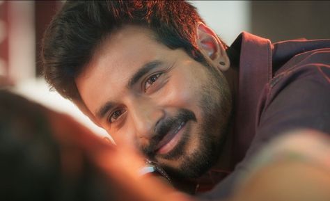 Don Sivakarthikeyan, Dp Goals, Sivakarthikeyan Wallpapers, Couples Dp, Film Pics, Lovely Pic, New Photos Hd, Baby Songs, Movie Gifs