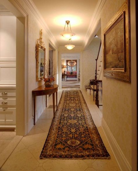 Cool 30+ Astonishing Home Corridor Design For Your Home Inspiration Home Corridor Design, Upstairs Hallway Decorating, Decorating Long Hallway, Long Hallway Decor, Corridor Ideas, Hallway Wall Decor Ideas, Home Corridor, Hallway Ideas Diy, Hallway Walls