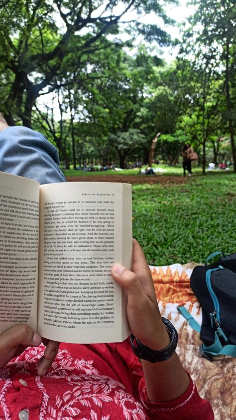 Cubbon Park, Vision Board, Reading