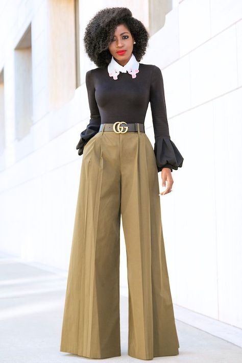 Outfit Details: Top: ASOS | Collar: Similar styles here | Pants: Alice and Olivia. Enjoy and have a blessed one. xo Style Pantry, Looks Pinterest, فستان سهرة, Flared Pants, Looks Chic, Work Outfits Women, Work Attire, Mode Vintage, Work Fashion