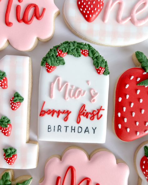 It’s Mia’s berry first birthday 🍓 Strawberry balloons inspired by @francescasfrosting ✨ . . . . #strawberry #strawberries #berryfirstbirthday #berryfirstbirthdaycookies #cookies #customcookies #sugarcookies #customsugarcookies #decoratedsugarcookies Strawberry Balloons, 1st Birthday Cookies, Baby First Birthday Themes, First Birthday Cookies, Berry First Birthday, Birthday Baking, Fruit Cookies, 1st Birthday Party Decorations, First Birthday Themes