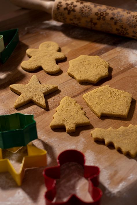 Spiced Cutout Cookies, Pumpkin Spice Cutout Cookies, Pumpkin Sugar Cookies Cutout, Pumpkin Cut Out Cookies, Pumpkin Gingerbread Cookies, Pumpkin Cutout Cookies, Fall Cutout Cookies, Cook Steak In Cast Iron, Spice Cutout Cookies