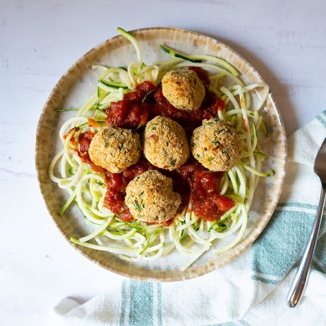 Italian White Bean "Meatballs" Bean Meatballs, Meatballs Healthy, Meatballs Recipes, White Bean, Potato Dishes, Recipes From Heaven, Healthy Side Dishes, Ww Recipes, Meatball Recipes