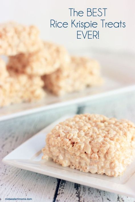 The BEST Rice Krispie Treat recipe EVER! This recipe makes your treats into ooey gooey goodness! You will never make the original recipe again! Easy Rice Crispy Treats, The Best Rice Krispie Treats, Best Rice Krispie Treats, Best Rice Krispie Treats Recipe, Quick Sweets, The Best Rice, Best Rice, Krispie Treats Recipe, Dessert Aux Fruits