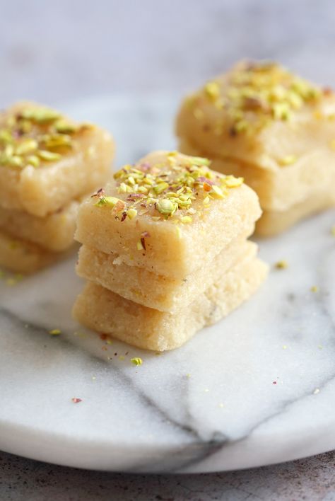 Vegan Malai Burfi (Milk Cake)- Indian Fudge Bars. Dairy free Burfi For Indian Festivals. Creamy Cardamom Fudge. #VeganRicha #Vegan #Glutenfree #Soyfree #Recipe. Vegan Indian Dessert, Vegan Indian Recipes, Vegan Richa, Soy Free Recipes, Fudge Bars, Milk Cake, Indian Dessert Recipes, Indian Desserts, Vegan Dessert