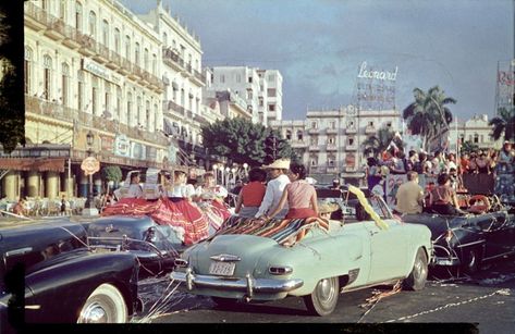 These Stunning Color Photos From 1950s Cuba Show a Society on the Verge of Transformation Our Man In Havana, Cuba Culture, Vintage Cuba, Cuba Photos, Cuban Culture, Havana Color, Cuba Travel, Freedom Design, Man Down