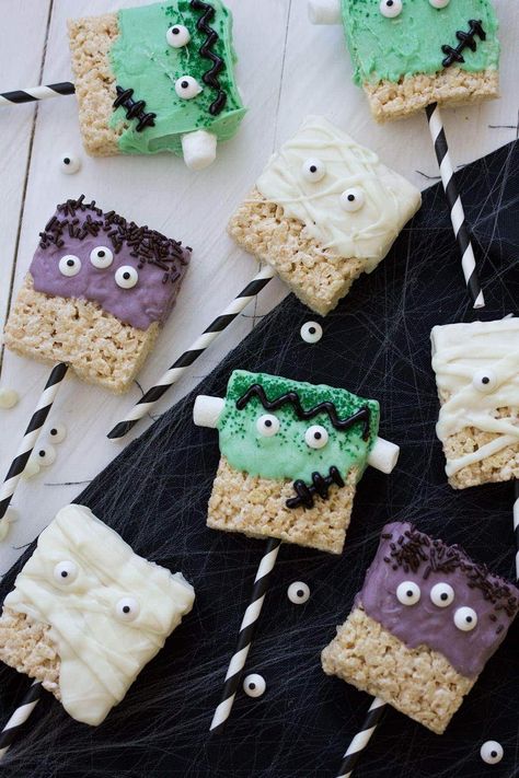 Halloween Rice Crispy Treats, Halloween Rice Krispie Treats, Monster Treats, Postres Halloween, Rice Krispies Treats, Halloween Treats For Kids, Krispy Treats, Krispies Treats, Rice Krispy