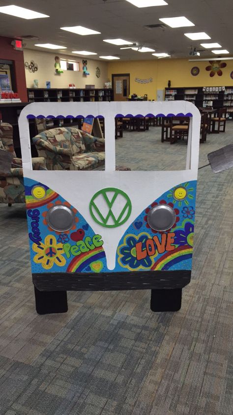 1970s Party Theme, Van Photo Booth, Homemade Photo Booth, Themed Backyard, Party Photo Frame, 70s Party Theme, Festival Themed Party, 60s Theme, Homecoming Floats