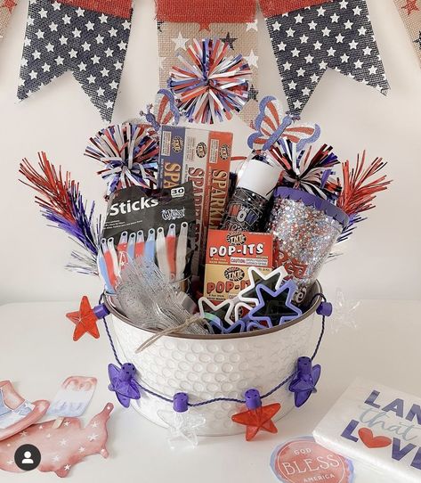 Fourth Of July Raffle Basket Ideas, 4th Of July Raffle Basket Ideas, 4th Of July Gift Basket Ideas, Fundraising Raffle Baskets, Raffle Basket Ideas, Blue Gift Basket, Raffle Gift Basket Ideas, Bunco Gifts, Fundraiser Baskets