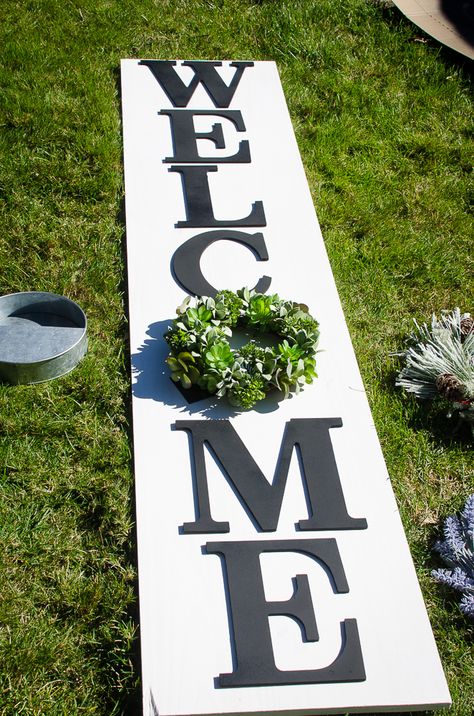 Cricut Interchangeable Sign, Diy Welcome Porch Sign Wood, Season Changing Welcome Sign, Welcome Sign With Changeable Seasons, Welcome Porch Sign Interchangeable, Seasonal Porch Signs, Seasonal Welcome Sign Diy, Welcome Sign Front Door Interchangeable, Diy Interchangeable Welcome Sign