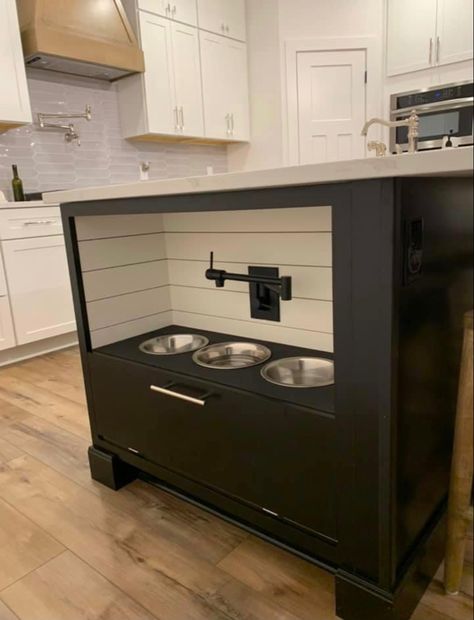 Pet Food Station, Dog Station, Lake House Interior, Apartment Needs, Built In Cabinet, Townhouse Designs, Build Your Own House, Pot Filler, Dog Rooms