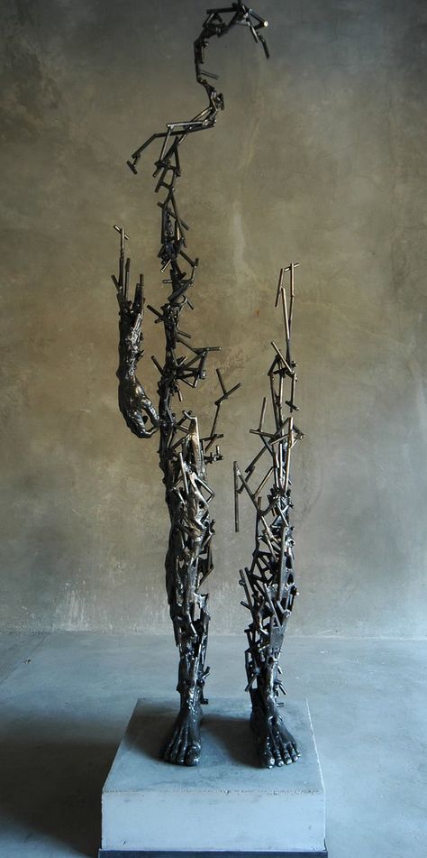 Regardt van der Meulen South-African born sculptor:  The Deconstructed Series Alberto Giacometti, Sculpture Metal, Steel Sculpture, Contemporary Sculpture, Wire Sculpture, Welding Art, Sculpture Installation, Modern Sculpture, Figurative Sculpture