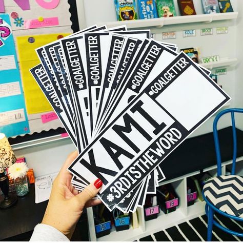 Classroom Pinspirations on Instagram: “LOVE these new name tags from @misswestbest! Her students will be so excited! #classroompinspirations” Name Tag Craft, Cubby Tags Preschool, Kindergarten Name Tags, Door Name Tags, Preschool Center Signs, Preschool Labels, Free Classroom Printables, Classroom Name Tags, Student Bookmarks