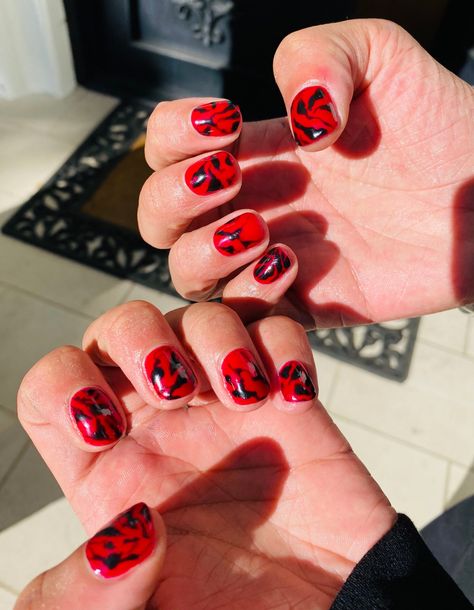 Red Nail Polish Ideas, Opi Red Nail Polish, Celebrity Manicures, Nails Paint, Red Stiletto Nails, Iann Dior, Opi Red, Navy Blue Nails, Mens Nails