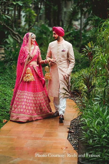 Groom Sherwani With Pink Lehenga, Pink Lehanga Combinations With Groom, Pink Indian Wedding, Groom Indian Wedding Outfits, Sabyasachi Wedding, Raghavendra Rathore, Lehenga Pink, Pink Bridal Lehenga, Engagement Lehenga