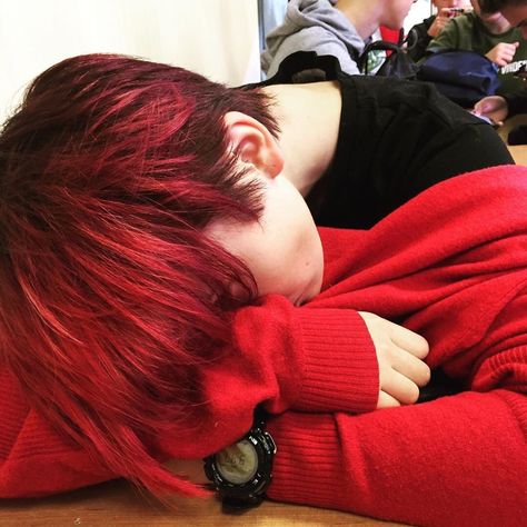 Red Hair Boy Aesthetic, Pink Hair Guy, Masc Girl, Red Hair Boy, Red Hair Men, Dyed Red Hair, Dark Red Hair, Bright Red Hair, Hair Inspiration Short