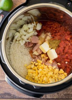 I love this Instant Pot Mexican Chicken Rice! It's made in minutes in the Pressure Cooker! Chicken Rice Corn, Instant Pot Mexican Chicken, Mexican Chicken Rice, Beef Stew Dinner, Instant Pot Dinners, Beef Bowl Recipe, Latino Recipes, Instant Pot Mexican, Crockpot Express