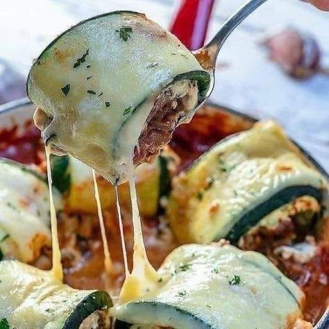 Zucchini Lasagna Roll Ups, Vegan Zucchini Lasagna, Zucchini Lasagna Rolls, Zucchini Rolls, Lasagna Roll Ups, Lasagna Roll, Free Keto Meal Plan, Keto Lasagna, Lasagna Rollups