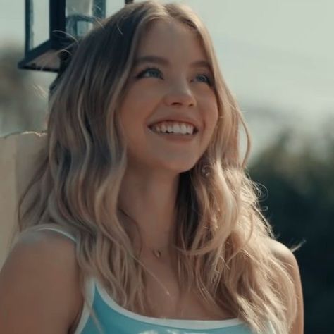 Sydney Sweeney Icons, Evan Rosier, Sydney Sweeney, Iconic Women, Blonde Girl, New Yorker, Pretty Face, Woman Face, Celebrities Female