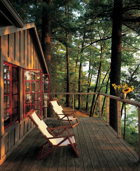 Little Cabin In The Woods, Chalet Design, Cabin Living, Little Cabin, Cabins And Cottages, Cabin Life, House Beautiful, Balcony Design, Decor Minimalist