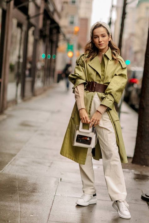 Nyfw 2022, Style For Winter, Street Style Fall Winter, Tokyo Street Fashion, New York Fashion Week Street Style, Nyfw Street Style, Girlie Style, Looks Street Style, Street Style Winter