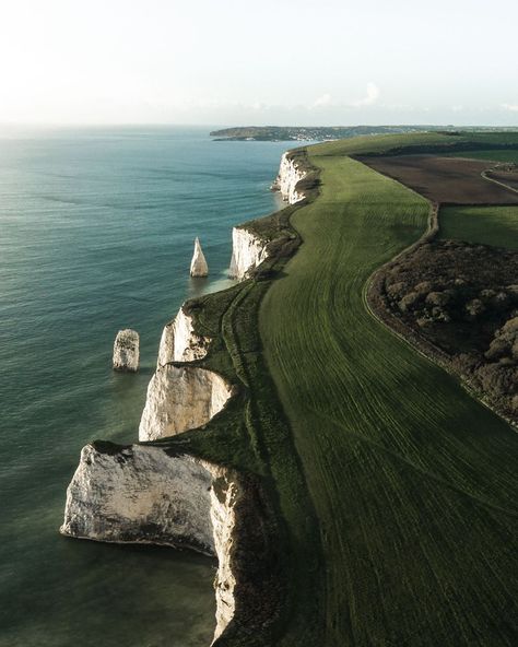 Old Harry 🏴󠁧󠁢󠁥󠁮󠁧󠁿 The never ending chalk cliffs of Old Harry Rocks. England’s most beautiful coastline? I’d say so... #paulwatsonphoto . .… Rock Photography, Seven Sisters, Jurassic Coast, Drone Photos, Need A Vacation, Destination Voyage, World Photo, English Countryside, Story Instagram