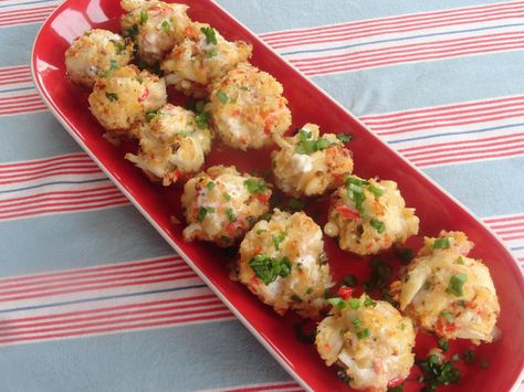 Crab Poppers, Dips Appetizers, Crab Appetizer, Baked Crab, Recipe Appetizers, Thanksgiving 2022, Christmas Dinners, Creative Snacks, Taco Dip