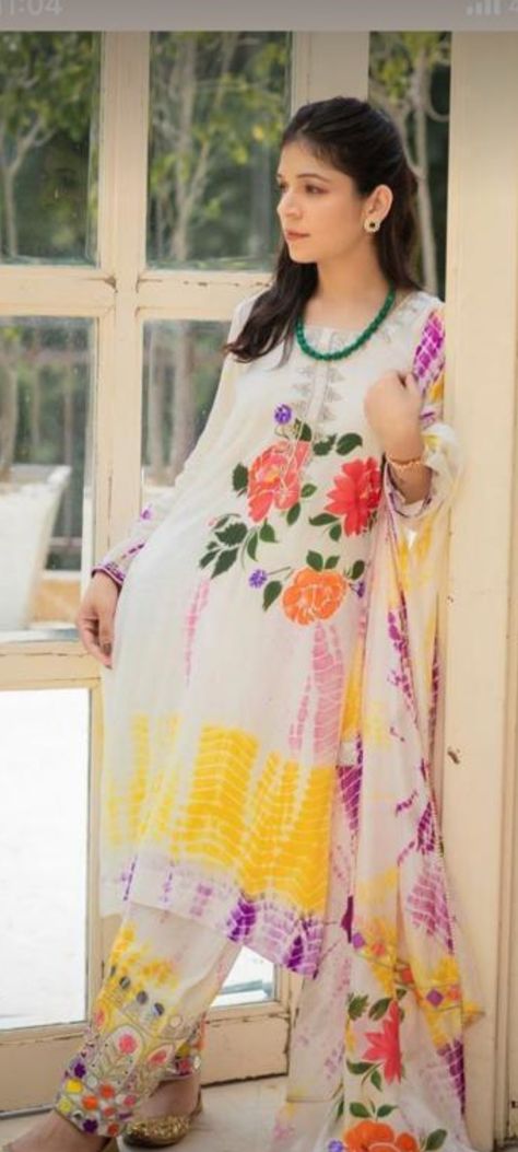 Punjabi suits Canada | Maharani Designer Boutique. CALL US : +91-8699101094 / +91-7626902441 or WhatsApp Available Dye Suit Design, Punjabi Suit Boutique, Maharani Designer Boutique, Tye And Dye, Hand Painted Dress, Fabric Painting On Clothes, Hand Painted Clothing, Fabric Paint Designs, Boutique Suits