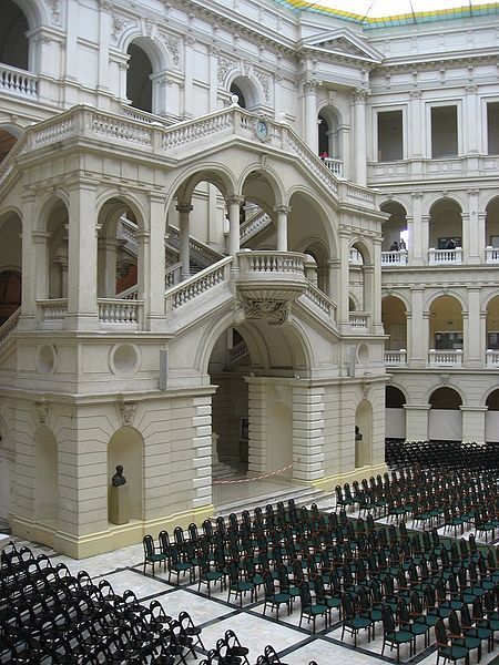 University Interior Design, Interior Design Engineering, Warsaw University, Palace Architecture, Ice Palace, Retail Store Interior Design, Retail Store Interior, University Life, Commercial Architecture