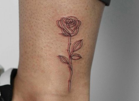 Rose Tattoo Placement, 3d Rose Tattoo, Tatoo 3d, Rose Tattoo Ideas, Rib Tattoos For Women, Small Chest Tattoos, Rose Tattoos For Men, Hand And Finger Tattoos, Black Rose Tattoos